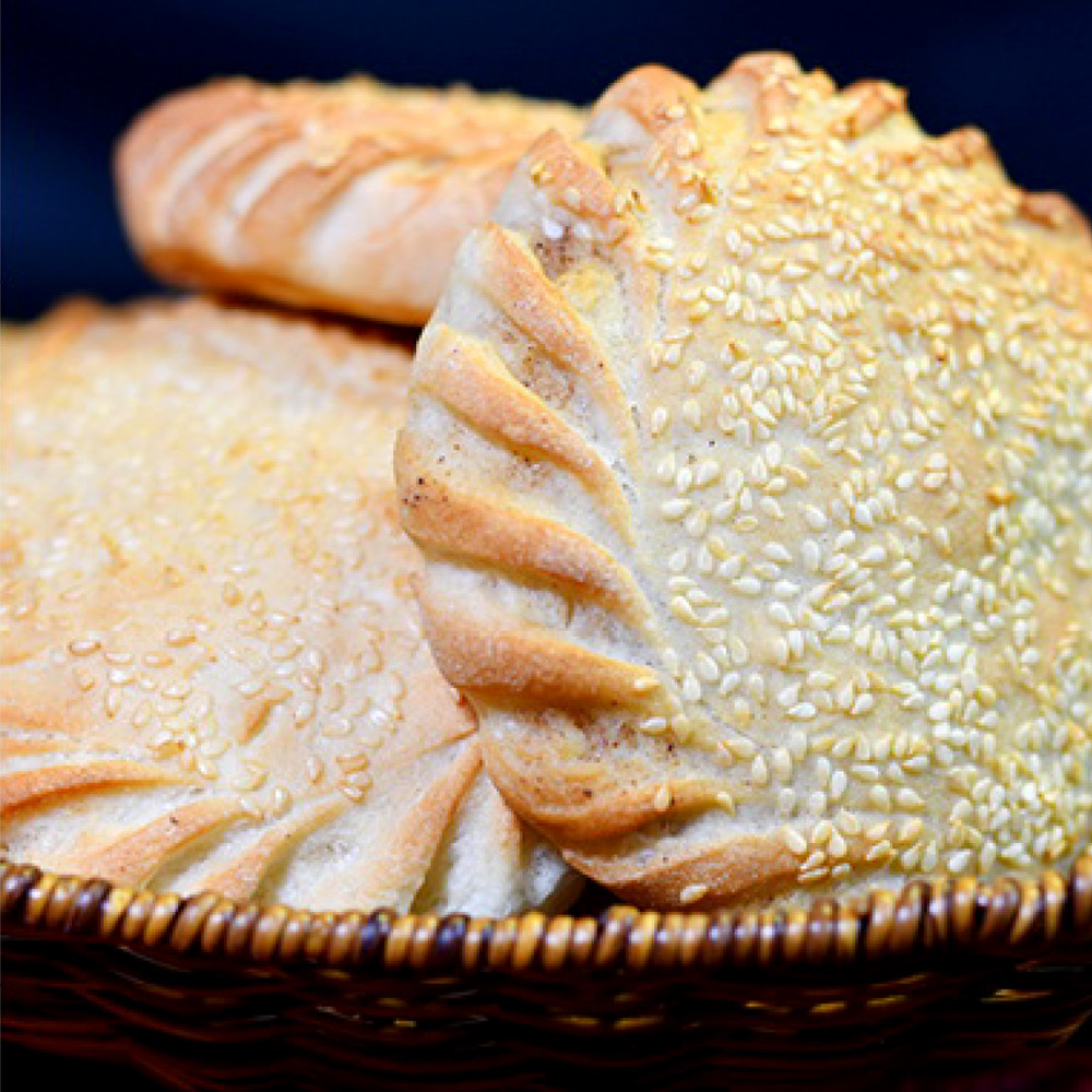Hao's baked sesame cakes in a bamboo basket